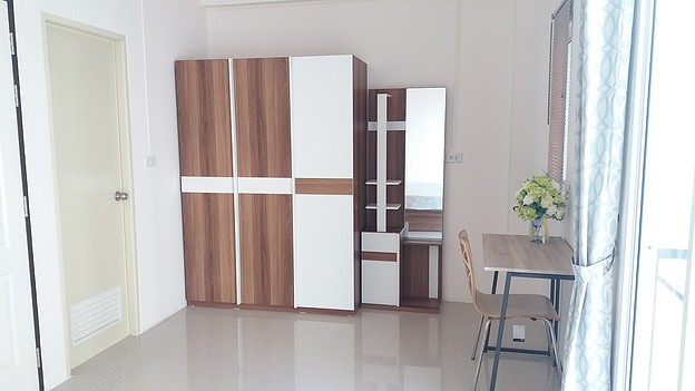Condo · Mueang Chon Buri, chon_buri — photo 4