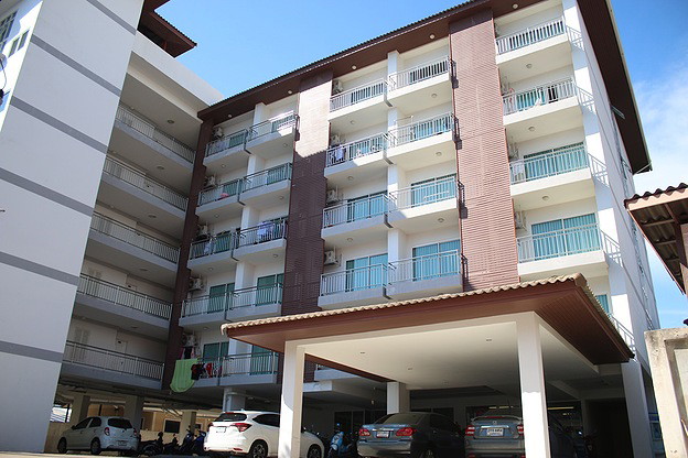Condo · Mueang Chon Buri, chon_buri — photo 3