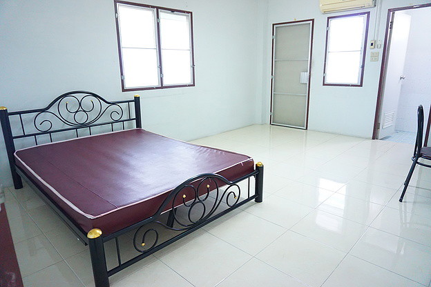 Condo · Mueang Chon Buri, chon_buri — photo 3