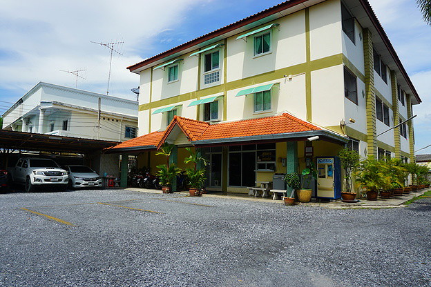 Condo · Mueang Chon Buri, chon_buri — photo 2