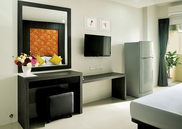 Condo · Wang Thonglang, bangkok — photo 4