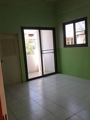 Condo — photo 3