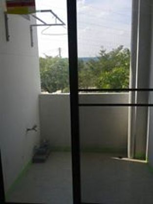 Condo — photo 2
