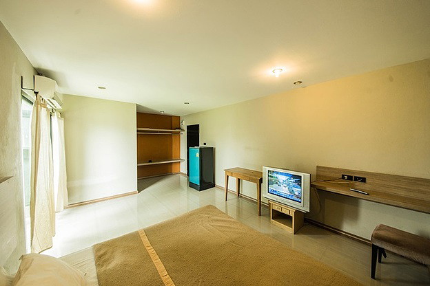 Condo · chon_buri — photo 4