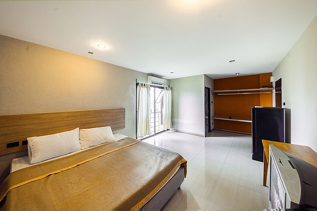 Condo · chon_buri — photo 2