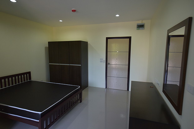 Condo · Yan Nawa, bangkok — photo 3