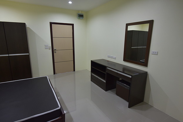 Condo · Yan Nawa, bangkok — photo 2