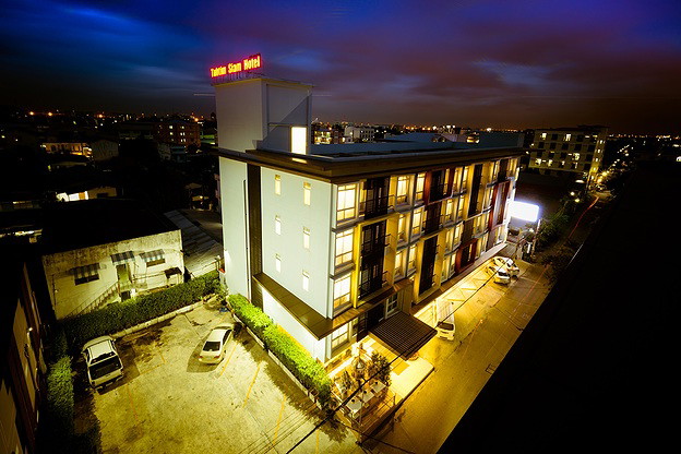 Condo · Bang Phli — photo 2