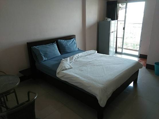 Condo · Bang Yai — photo 1