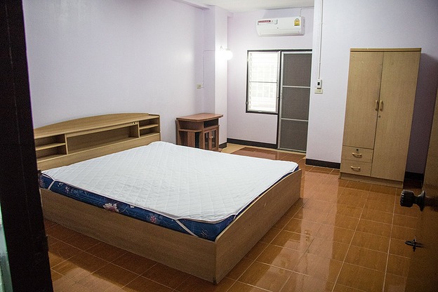 Condo · Mueang Chon Buri, chon_buri — photo 2