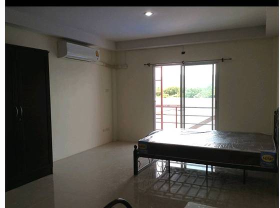 Condo · Mueang Chon Buri, chon_buri — photo 1