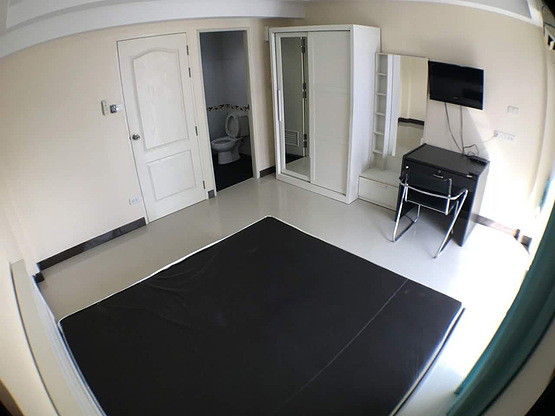 Condo · Mueang Chon Buri, chon_buri — photo 3