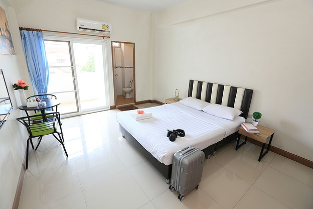 Condo · Khan Na Yao, bangkok — photo 3