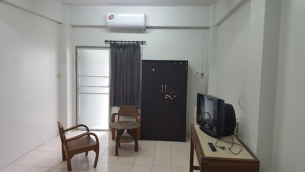 Condo · Mueang Samut Prakan — photo 1