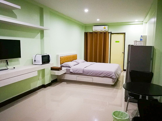 Condo · Sathon, bangkok — photo 2
