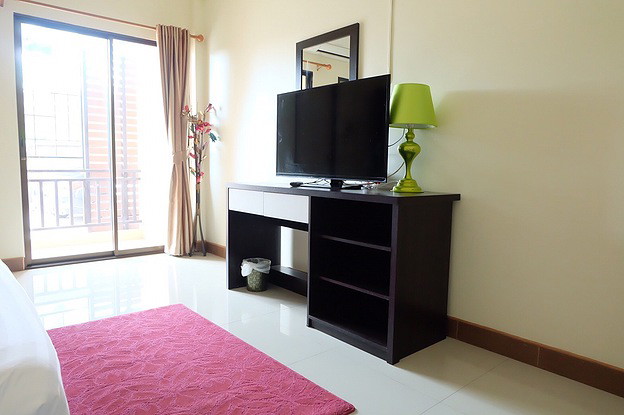 Condo — photo 3