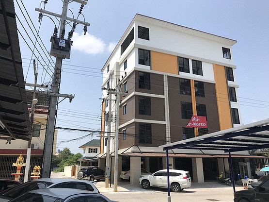 Condo · Mueang Chon Buri, chon_buri — photo 2