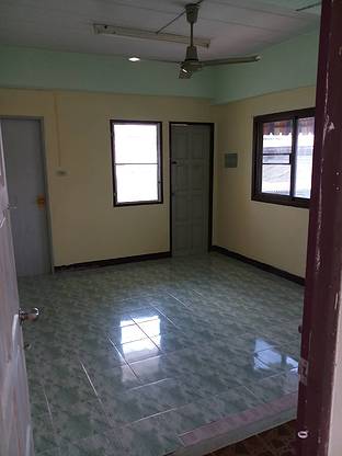 Condo · Wang Thonglang, bangkok — photo 2