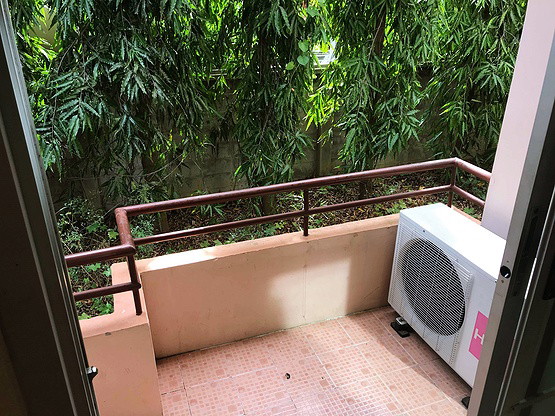 Condo — photo 5