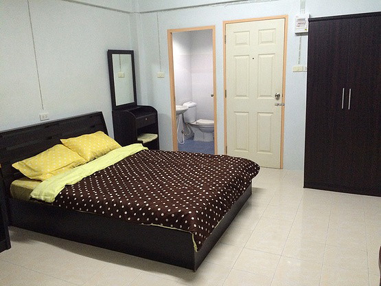 Condo · Mueang Chon Buri, chon_buri — photo 3