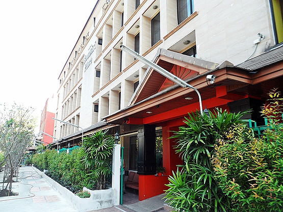 Condo · Phra Nakhon, bangkok — photo 1