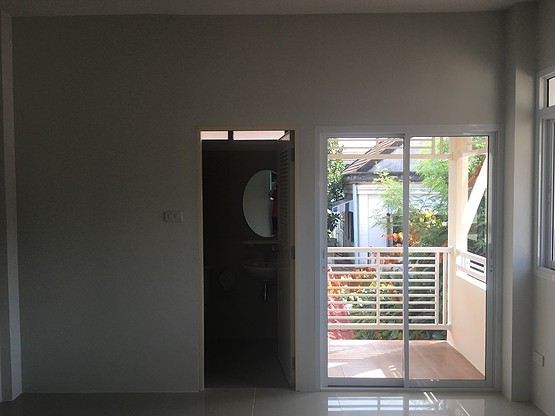 Condo — photo 3