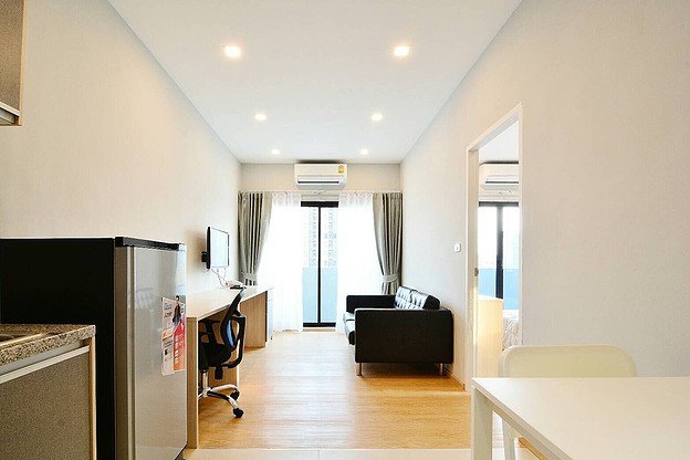 Condo · Huai Khwang, bangkok — photo 5