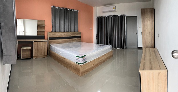 Condo — photo 2