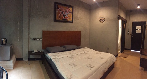Condo — photo 2