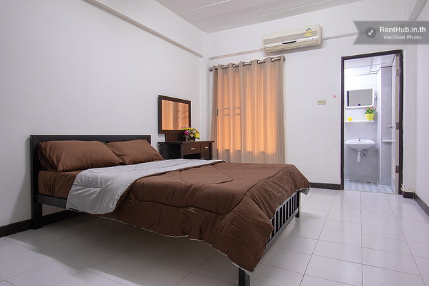 Condo · Wang Thonglang, bangkok — photo 3