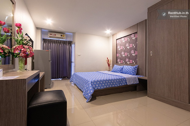 Condo · Wang Thonglang, bangkok — photo 2