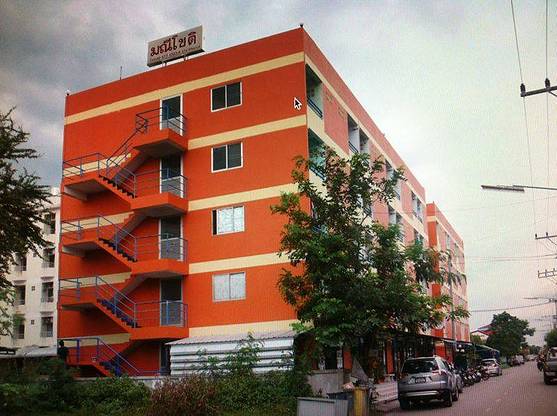 Condo — photo 1