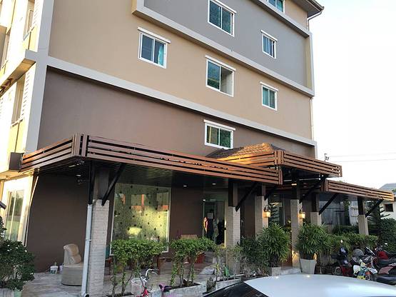 Condo · Bang Phli — photo 1