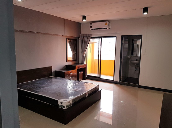 Condo · bangkok — photo 2