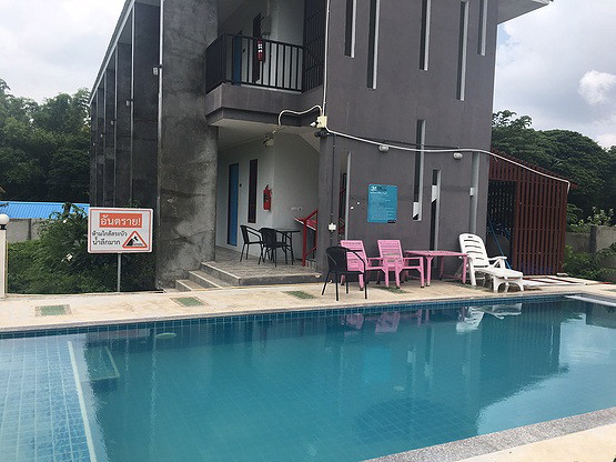 Condo — photo 1