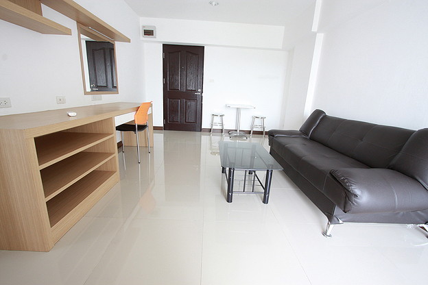 Condo · bangkok — photo 1