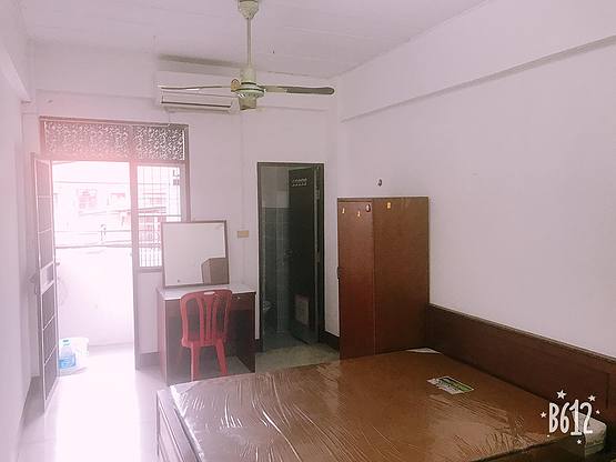 Condo · Wang Thonglang, bangkok — photo 2