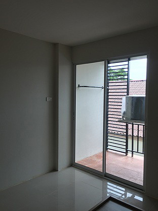 Condo · Khan Na Yao, bangkok — photo 2