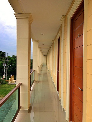 Condo · Mueang Chon Buri, chon_buri — photo 5
