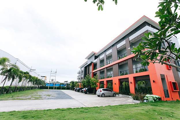Condo — photo 3
