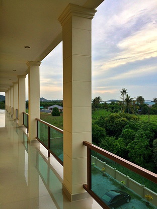 Condo · Mueang Chon Buri, chon_buri — photo 5