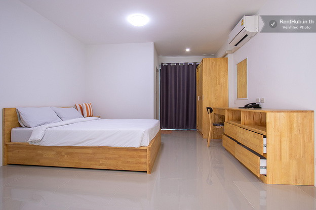 Condo · Bangkok Noi, bangkok — photo 1
