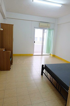 Condo · Mueang Samut Prakan — photo 4