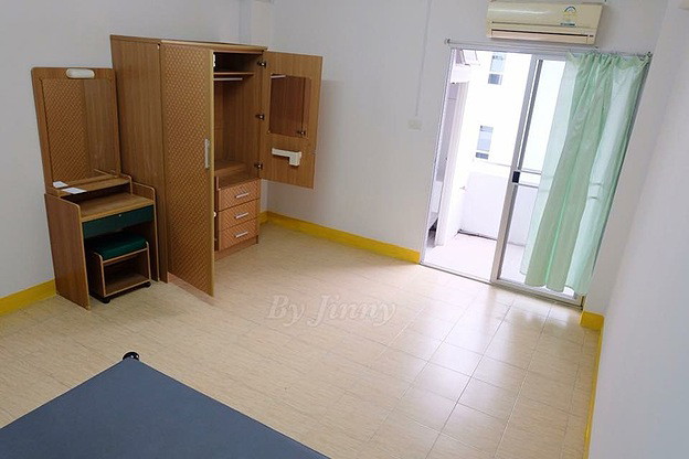 Condo · Mueang Samut Prakan — photo 5