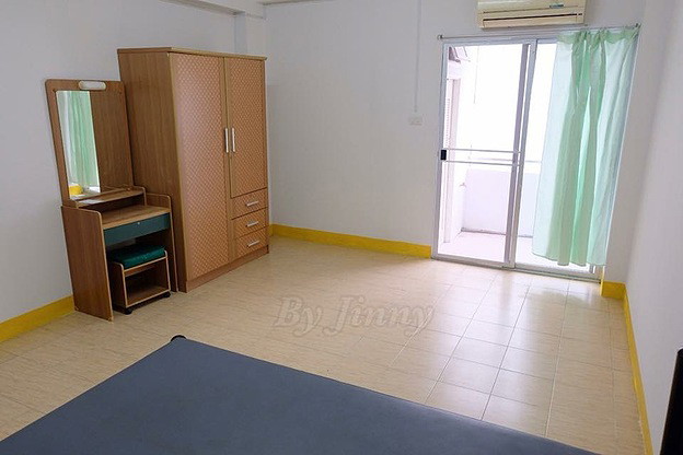 Condo · Mueang Samut Prakan — photo 3