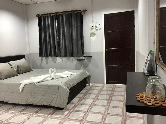 Condo — photo 5