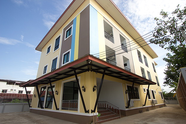 Condo — photo 5