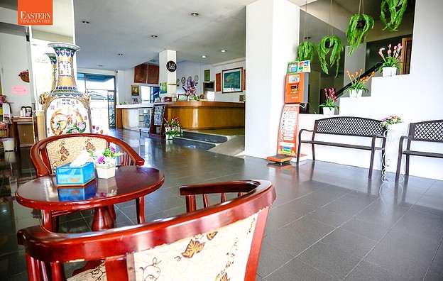 Condo — photo 5