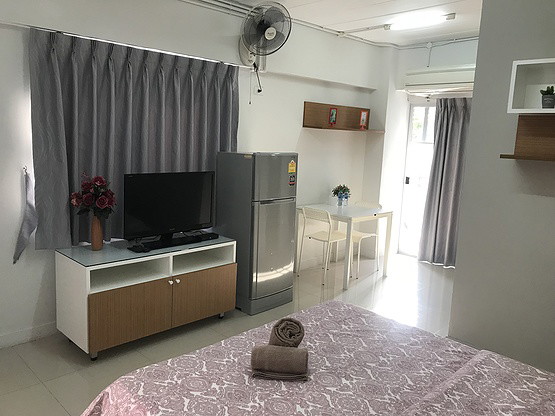 Condo · Mueang Nonthaburi — photo 4