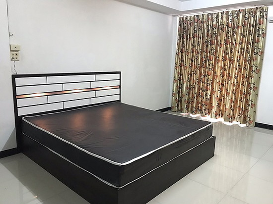 Heng Apartment  - Apartment for Rent